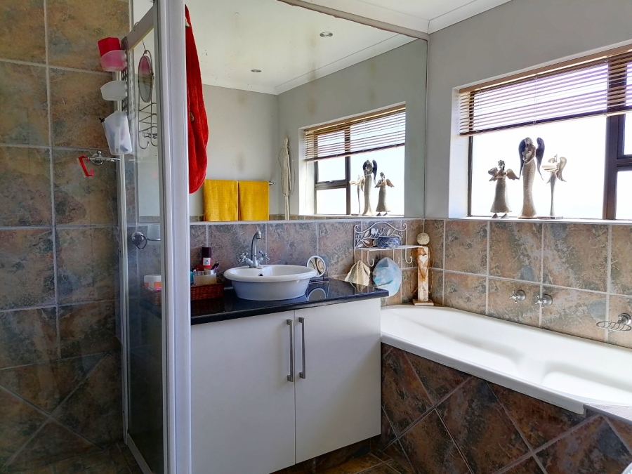 3 Bedroom Property for Sale in Mossel Bay Golf Estate Western Cape